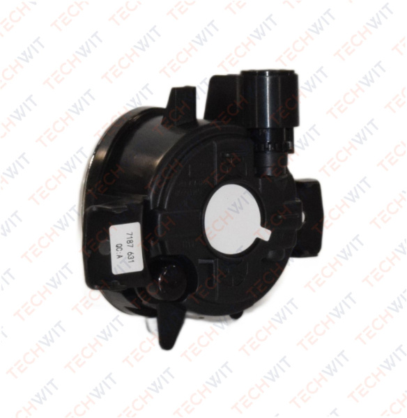 BMW X6 E71 Фара противотуманная левая БМВ Икс6 Е71 63177187631 2007-2011 TECHWIT