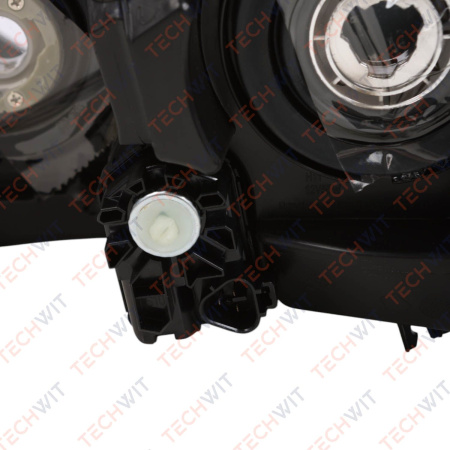 Toyota Camry фара передняя правая Halogen 8113033841 2012-2015 TECHWIT