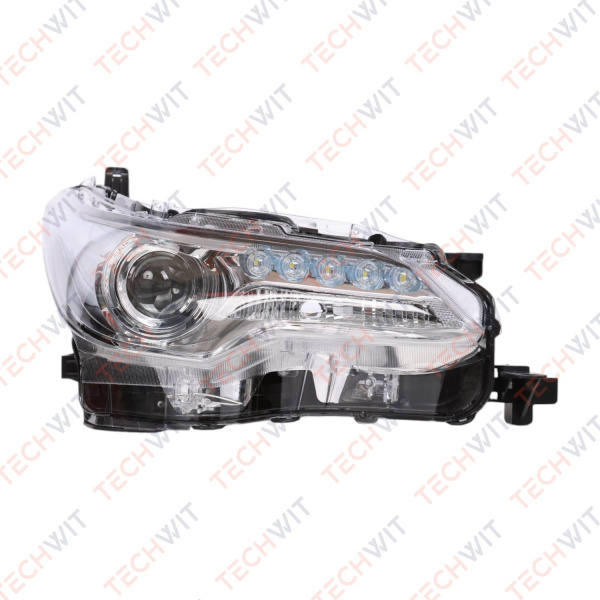 Toyota Fortuner 2 фара передняя правая 811400KG41 2016-2020 TECHWIT