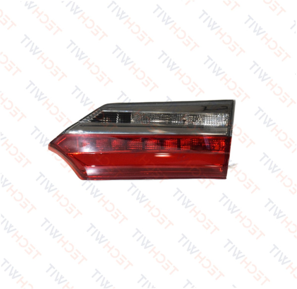 Toyota Corolla E180 Фонарь задний внутренний Прав. задний ход LED Тойота Королла Е180 8158002A30 2016-2019 TECHWIT