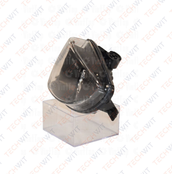 BMW 5 F10 фара противотуманная левая glass 63177216887 БМВ 5 F10 2010-2013 TECHWIT