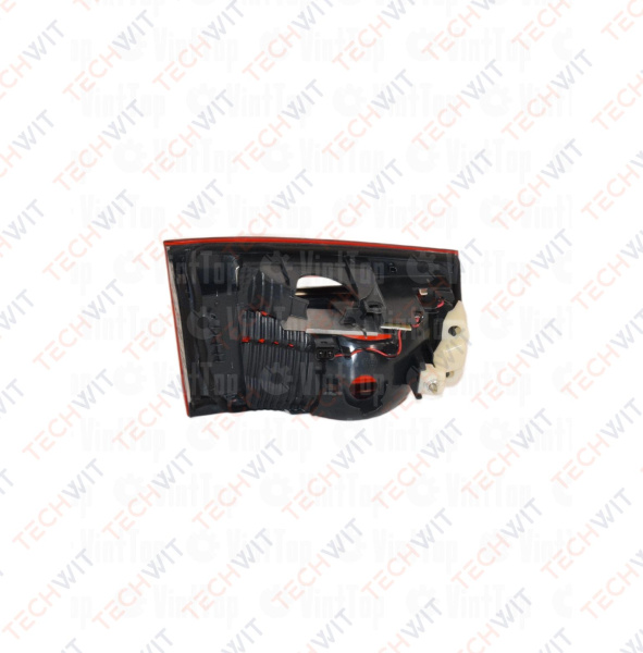 BMW 3 F30 F35 фонарь задний внутренний Прав. стоп сигнал 63217313056 БМВ 3 F30 F35 2012 TECHWIT
