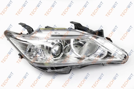 Фара передняя Прав. Toyota Camry 2012-2015 Xenon